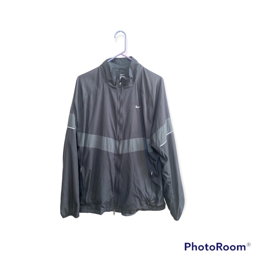 Nike men’s light weight jacket